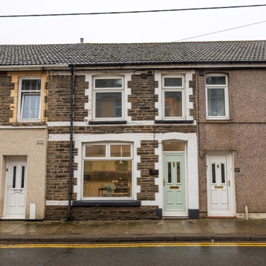 Queens Road, Elliots Town. For sale with Clarke & Partners estate agent.
